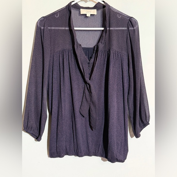 LOFT Navy/Red dots Women's Blouse Size Medium - Picture 3 of 9